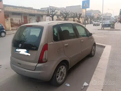 Usata Lancia Musa 69 CV (50 kW) 2009 Monovolume