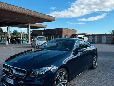 Occasion Mercedes E220 194 ch (142 kW) 2020 Bleue Coupé