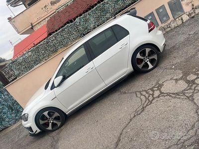Usata VW Golf VII GTI 230 CV (169 kW) 2014 Bianco Berlina