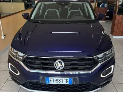 Usata VW T-Roc Advance 116 CV (85 kW) 2018 Blu SUV