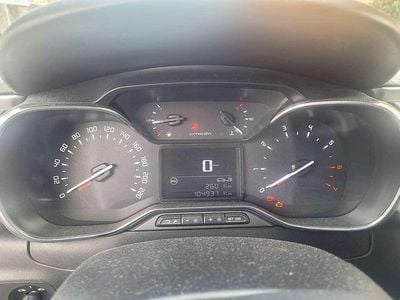 Usata Citroën C3 Feel 82 CV (60 kW) 2018 Verde Utilitaria