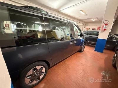 Usata Hyundai Staria 177 CV (130 kW) 2023 Grigio Monovolume