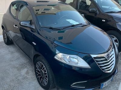Usata Lancia Ypsilon S 95 CV (69 kW) 2015 Blu Utilitaria