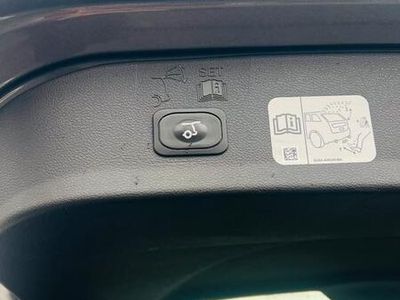 Grigio Usata 2017 Ford Kuga SUV | 11.500 € (Buon prezzo)