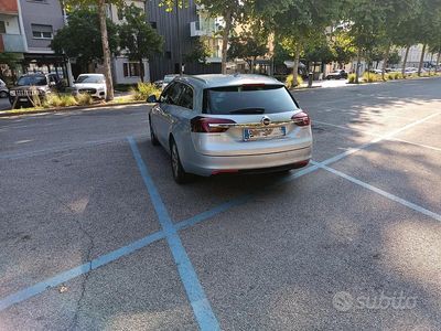 Usata Opel Insignia Sport 136 CV (100 kW) 2016 Grigio Station wagon