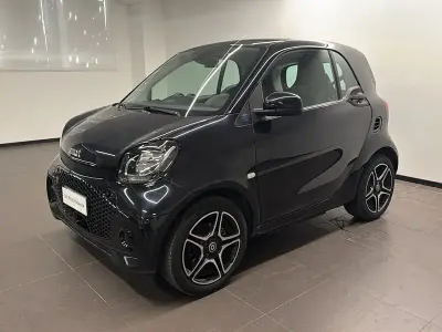 Usata Smart ForTwo Coupé 17 kW (24 CV) 2022 Utilitaria