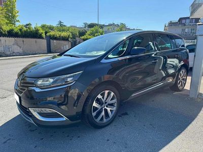 Käytetty Renault Espace Intens 160 HP (117 kW) 2016 Musta Tila-auto