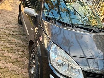 Usata Renault Scénic II 106 CV (77 kW) 2008 Nero Monovolume