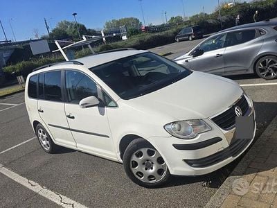 Usata VW Touran 109 CV (80 kW) 2008 Bianco Monovolume