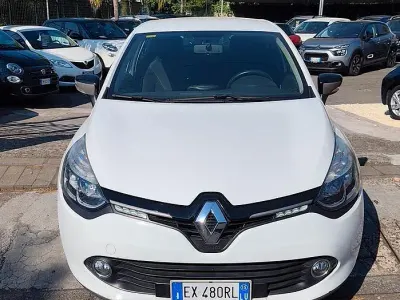 Usata Renault Clio IV 75 CV (55 kW) 2015 Bianco Berlina