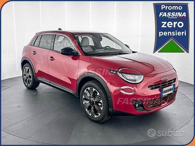 Usata Fiat 600 La Prima 110 CV (80 kW) 2025 Rosso SUV