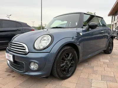 Usata Mini One D 90 CV (66 kW) 2011 Blu Utilitaria