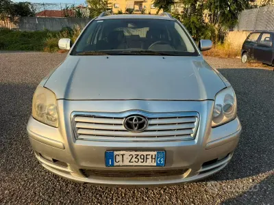 Usata Toyota Avensis