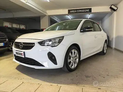 Usata Opel Corsa Edition 75 CV (55 kW) 2021 Bianco Utilitaria