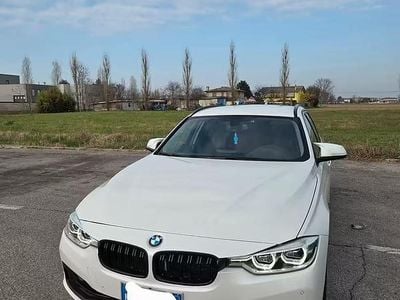Begagnad BMW 318 Sport Line 150 HK (110 kW) 2016 Sedan