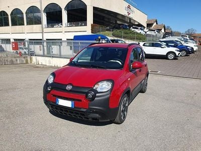 Nuova Fiat Panda Cross 65 CV (47 kW) 2025 Rosso Utilitaria