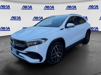 Usata Mercedes EQA300 Premium 80 kW (109 CV) 2022 Bianco SUV