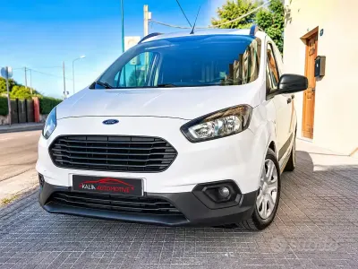 Usata Ford Transit Titanium 101 CV (74 kW) 2021 Bianco Furgone