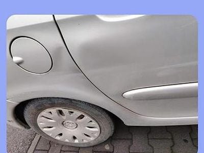 Usata Citroën Xsara Picasso 101 CV (74 kW) 2005 Grigio Monovolume
