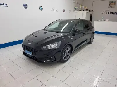 Occasion Ford Focus ST-Line 120 ch (88 kW) 2021 Noir Berline