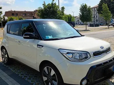 Usata Kia Soul 136 CV (100 kW) 2015 Bianco SUV
