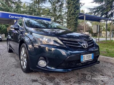 usata Toyota Avensis 3ª serie - 2012