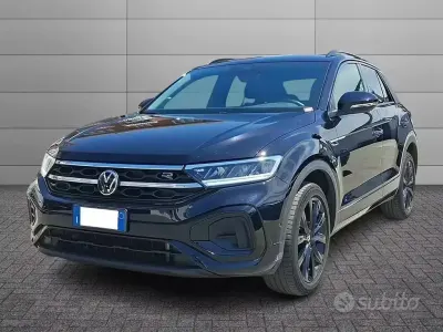 Usata VW T-Roc R-line 110 CV (80 kW) 2023 Nero SUV