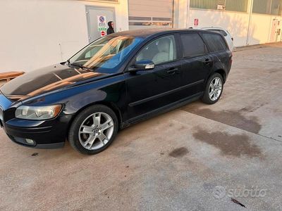 Usata Volvo V50 109 CV (80 kW) 2007 Nero Station wagon