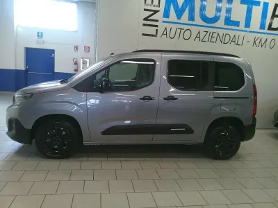 Nuova Citroën Berlingo 131 CV (96 kW) 2026 Grigio metallizzato Monovolume