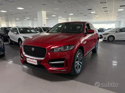 Usata Jaguar F-Pace R-Sport 180 CV (132 kW) 2018 Rosso SUV