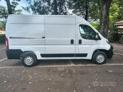 Usata Peugeot Boxer S 120 CV (88 kW) 2021 Bianco Furgone