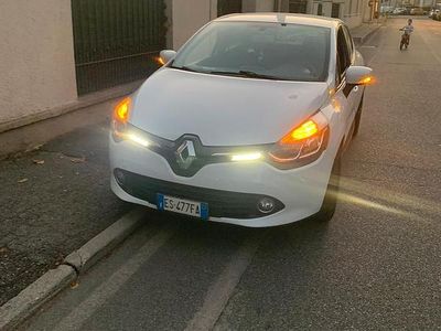 Usata Renault Clio IV 75 CV (55 kW) 2013 Bianco Berlina
