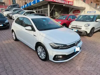 Usata VW Polo R-line 95 CV (69 kW) 2019 Bianco Utilitaria