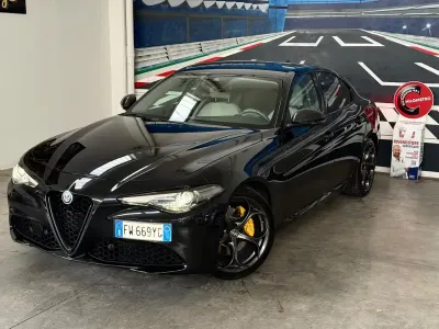 Usata Alfa Romeo Giulia Super 160 CV (117 kW) 2019 Nero Berlina