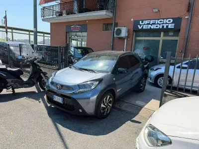Usata Toyota Aygo X Trend 72 CV (52 kW) 2025 Blu/azzurro SUV