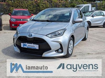 Usata Toyota Yaris Hybrid Business Edition 92 CV (67 kW) 2022 Gray Berlina