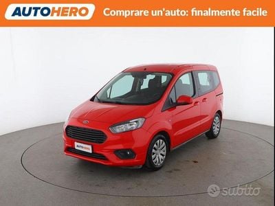 Usata Ford Tourneo Courier 100 CV (73 kW) 2019 Rosso Monovolume