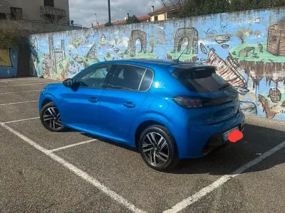 Usata Peugeot 208 102 CV (75 kW) 2022 Blu Utilitaria