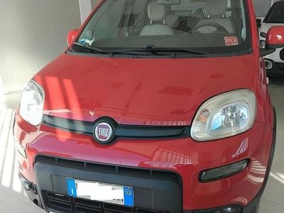 Usata Fiat Panda 4x4 S 75 CV (55 kW) 2013 Rosso Utilitaria