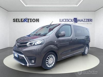 Usata Toyota Proace Verso Lounge 144 CV (105 kW) 2022 Grigio Station wagon