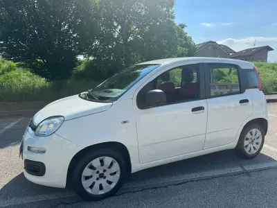 Usata Fiat Panda 69 CV (50 kW) 2016 Bianco Utilitaria