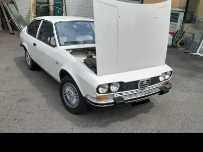 Usata Alfa Romeo Alfetta 109 CV (80 kW) 1976 Berlina