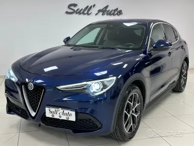 Usata Alfa Romeo Stelvio Super 190 CV (139 kW) 2019 Blu SUV