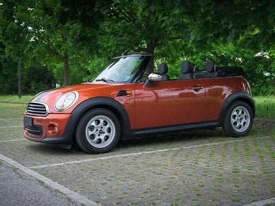 Usata Mini One Cabriolet 98 CV (72 kW) 2011 Arancione Cabrio