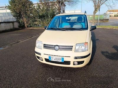 Usata Fiat Panda 54 CV (39 kW) 2005 Giallo Utilitaria