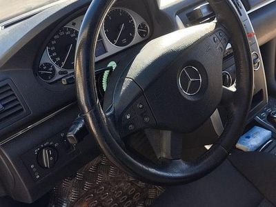 Usata Mercedes B200 140 CV (102 kW) 2008 Grigio Monovolume