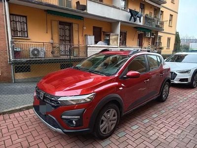 Usata Dacia Sandero Stepway 100 CV (73 kW) 2023 Rosso Berlina