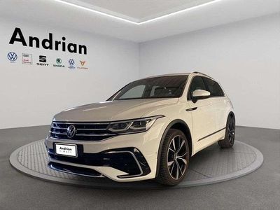 Usata VW Tiguan R-line 150 CV (110 kW) 2021 Bianco SUV
