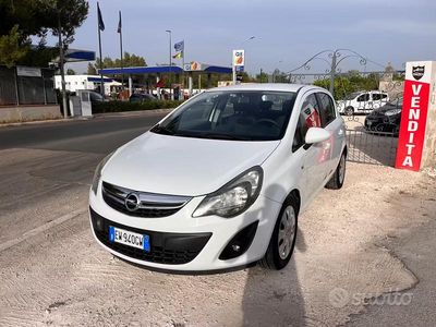 Usata Opel Corsa Edition 85 CV (62 kW) 2014 Bianco Utilitaria