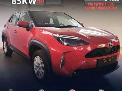 Usata Toyota Yaris Cross Lounge 92 CV (67 kW) 2022 Rosso SUV